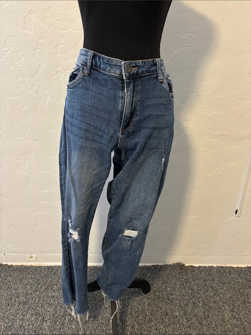 Kut from the Kloth Women's Relaxed Distressed Blue Denim Jeans
